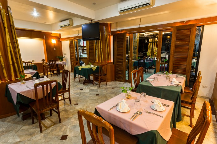 Phuket Architect - Surin - Capri